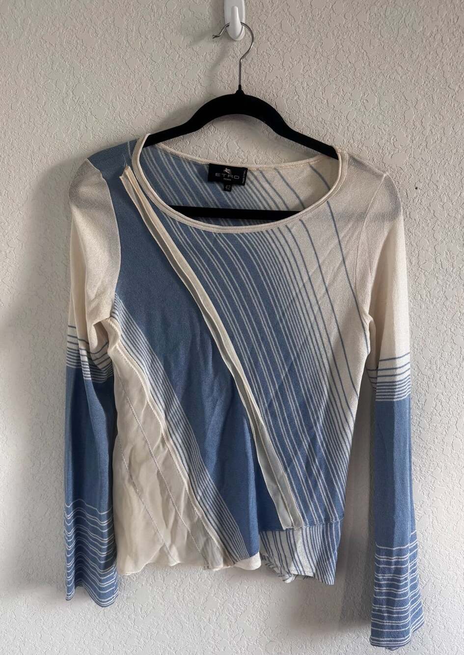 Etro Milano Long Sleeve Knit Top Size 42 Blue White Striped